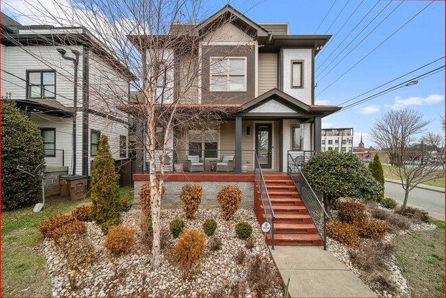 property at 900 Phillips St