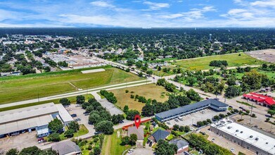 10850 White Oak Point Ct in Cypress, TX - Building Photo - Building Photo