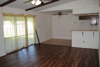 2321 Suffolk Ln in Lancaster, TX - Building Photo - Building Photo