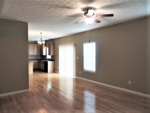 5335 Rivers Edge Blvd in Dayton, OH - Building Photo - Building Photo