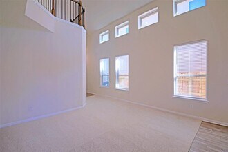 125 Mayney Ln. in Leander, TX - Building Photo - Building Photo