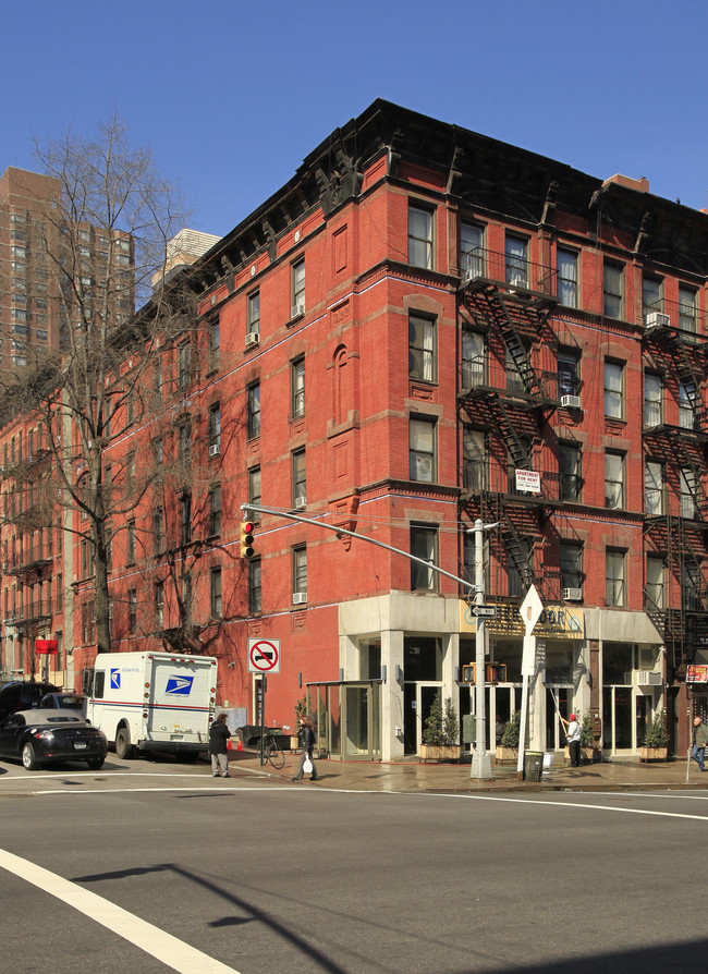 1725 Second Ave in New York, NY - Foto de edificio - Building Photo