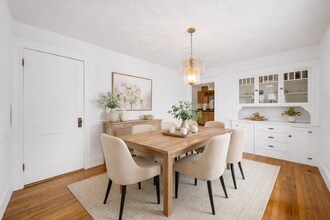 180 Faneuil St in Boston, MA - Foto de edificio - Building Photo