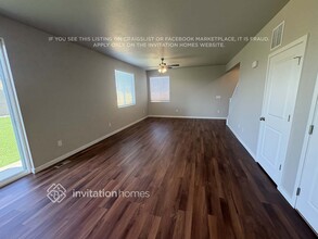 452 Elbert St in Johnstown, CO - Building Photo - Building Photo