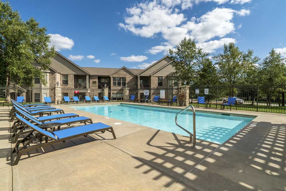 Stone Creek Villas in Omaha, NE - Foto de edificio