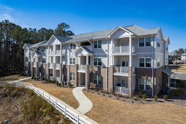 Garden Oaks in Beaufort, SC - Foto de edificio - Building Photo