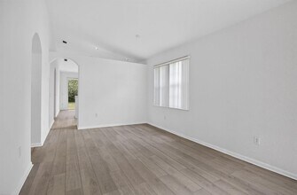 7915 NW 20th St in Pembroke Pines, FL - Building Photo - Building Photo