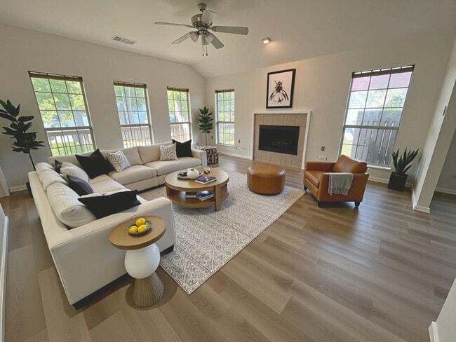 5212 Guadalupe St in Austin, TX - Building Photo - Building Photo
