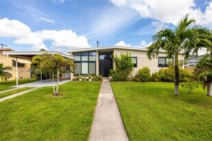 8531 SW 27th Terrace in Miami, FL - Building Photo
