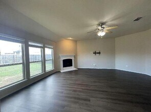 1209 Cheyenne Dr in Aubrey, TX - Building Photo - Building Photo