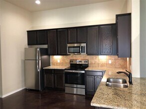 492 Jack Rabbit Ln in Buda, TX - Building Photo - Building Photo