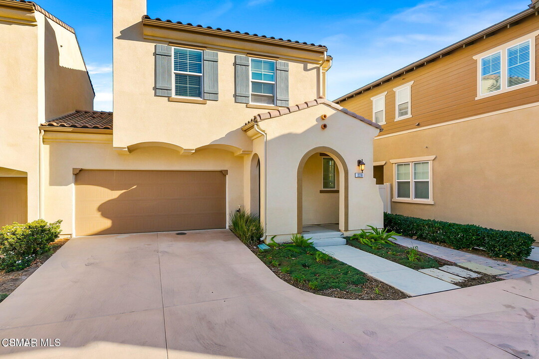 228 Carrizo Creek Rd in Camarillo, CA - Building Photo