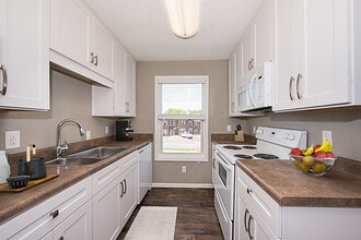 Willowdaile in Durham, NC - Foto de edificio - Building Photo