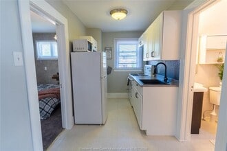 1664 Goyeau St in Windsor, ON - Building Photo - Building Photo