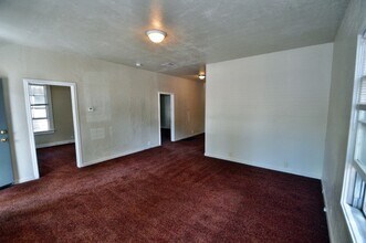 518 W 6th St in Chico, CA - Building Photo - Building Photo
