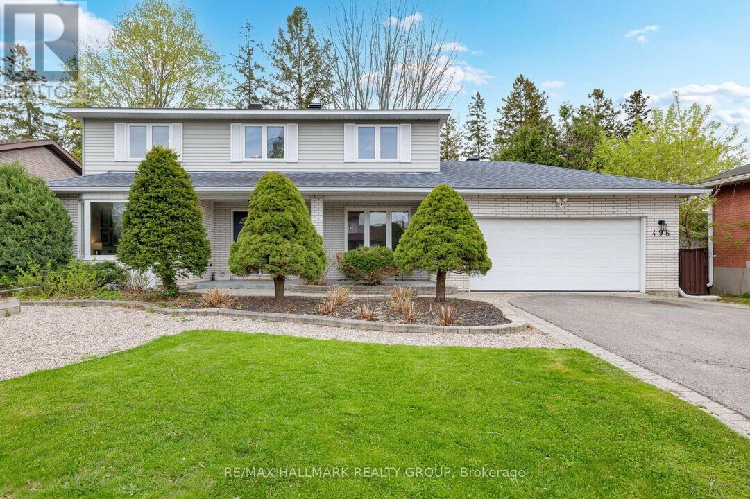 496 Newman Ave in Ottawa, ON - Building Photo