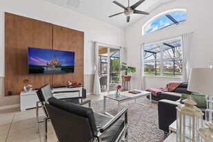 387 Marcello Blvd in Kissimmee, FL - Building Photo