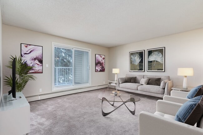 Westridge Estates B in Edmonton, AB - Building Photo - Building Photo