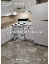 205 N Main St in King, NC - Building Photo - Building Photo