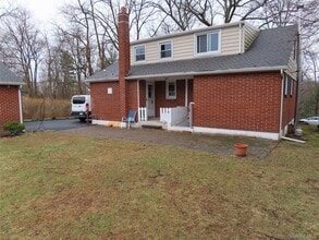3 Birch St in Airmont, NY - Building Photo - Building Photo