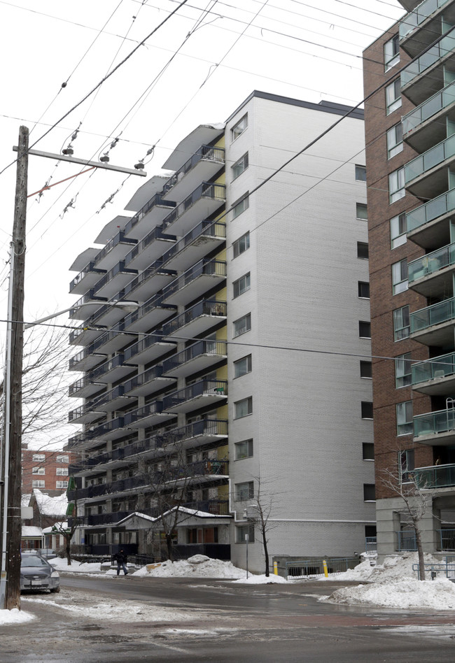 Lisgar Plaza in Ottawa, ON - Building Photo - Building Photo