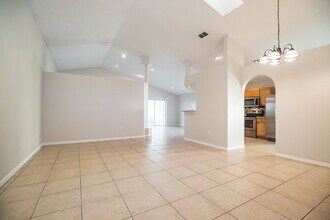 3833 Stonefield Dr in Orlando, FL - Building Photo - Building Photo