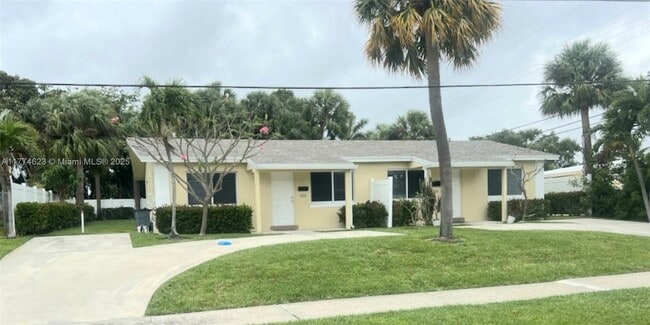 property at 323 Northlake Dr