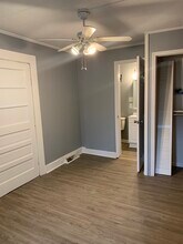 2408 Harvard Ave, Unit Bedroom #1 w/Private Entrance in Durham, NC - Foto de edificio - Building Photo