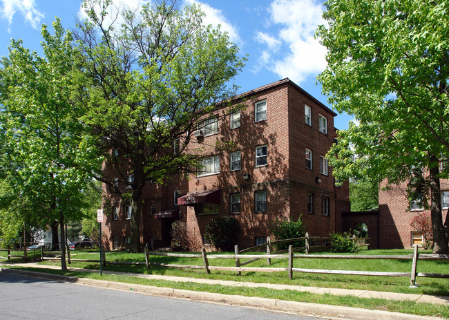 Bunker Hill Flats in Mount Rainier, MD - Building Photo - Building Photo