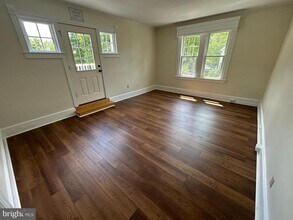 209 Grayling Ave in Narberth, PA - Building Photo - Building Photo