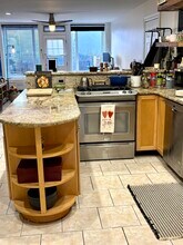 204 Warren St in Jersey City, NJ - Building Photo - Building Photo