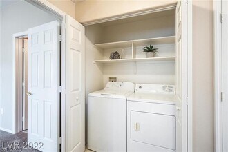 8501 W University Ave-Unit -2034 in Las Vegas, NV - Building Photo - Building Photo