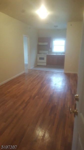 210 Trumbull St in Elizabeth, NJ - Building Photo - Building Photo