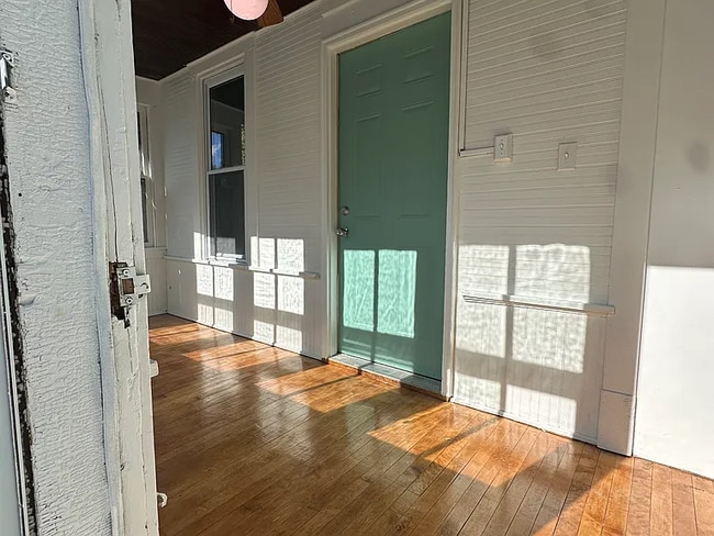 property at 253 Curtice St E