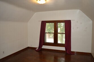 16 N Broom St, Unit 3 in Madison, WI - Building Photo - Building Photo