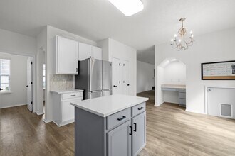 5332 Seaspray Ln in Raleigh, NC - Building Photo - Building Photo