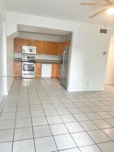 6313 Hayes St in Hollywood, FL - Building Photo - Building Photo