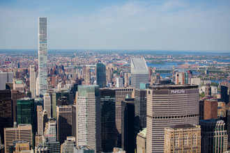 432 Park Ave in New York, NY - Building Photo - Building Photo