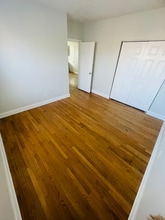 6847 S Indiana Ave in Chicago, IL - Building Photo - Building Photo