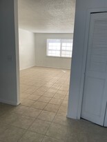5317 Curry Ford Rd in Orlando, FL - Building Photo