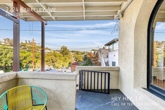 2224 Berkeley Ave in Los Angeles, CA - Building Photo - Building Photo