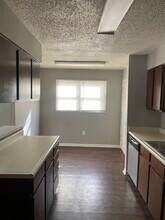 702 16th St, Unit B in Shallowater, TX - Building Photo - Building Photo