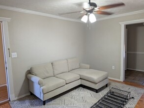 117 N University Dr, Unit Apt 1 in Edmond, OK - Building Photo - Building Photo