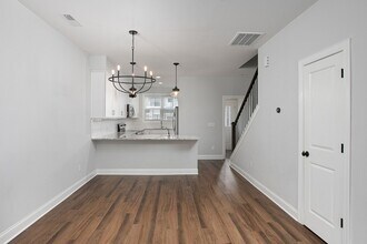 6800 Milligan Way in Raleigh, NC - Building Photo - Building Photo