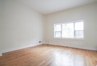 2331 N Park Ave photo'