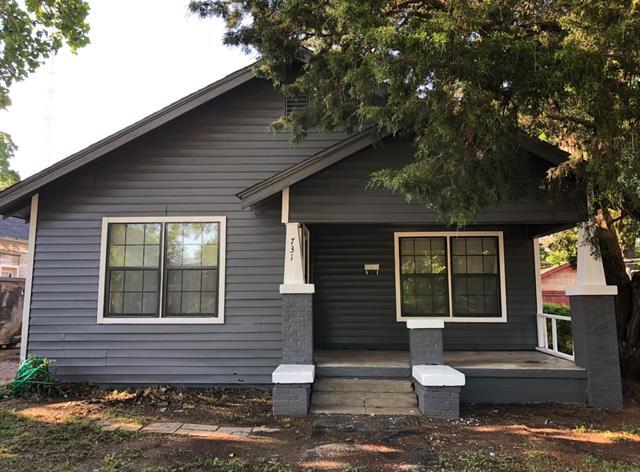 property at 731 E Lowden St