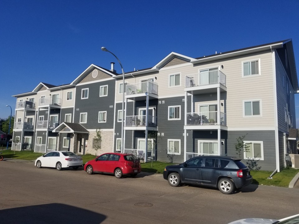 Toremide Apartments in Grande Prairie, AB - Building Photo