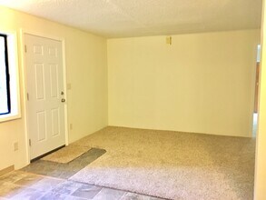 2016 SE 105th Ct in Vancouver, WA - Building Photo - Building Photo