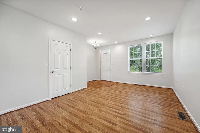 1827 Tobias Dr SE in Washington, DC - Building Photo - Building Photo