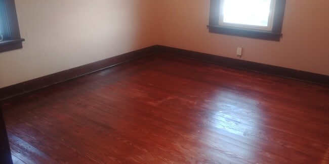 727 Michigan Ave in Glassport, PA - Building Photo - Building Photo